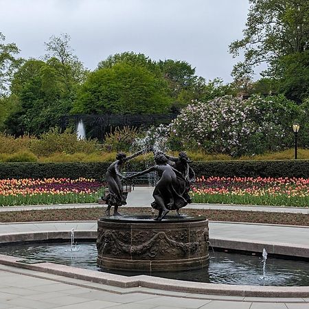 The Central Park East By The Museum Mile Нью-Йорк Экстерьер фото